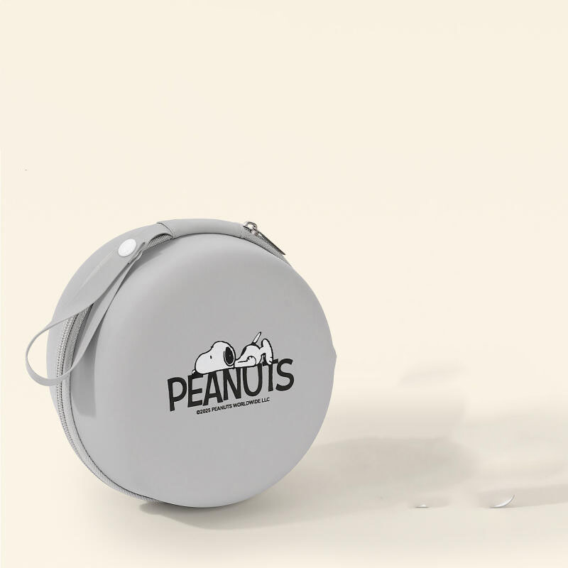 Kawaii Snoopy U-vormig nekkuss - Travel Accessories In Train recensie en prijs