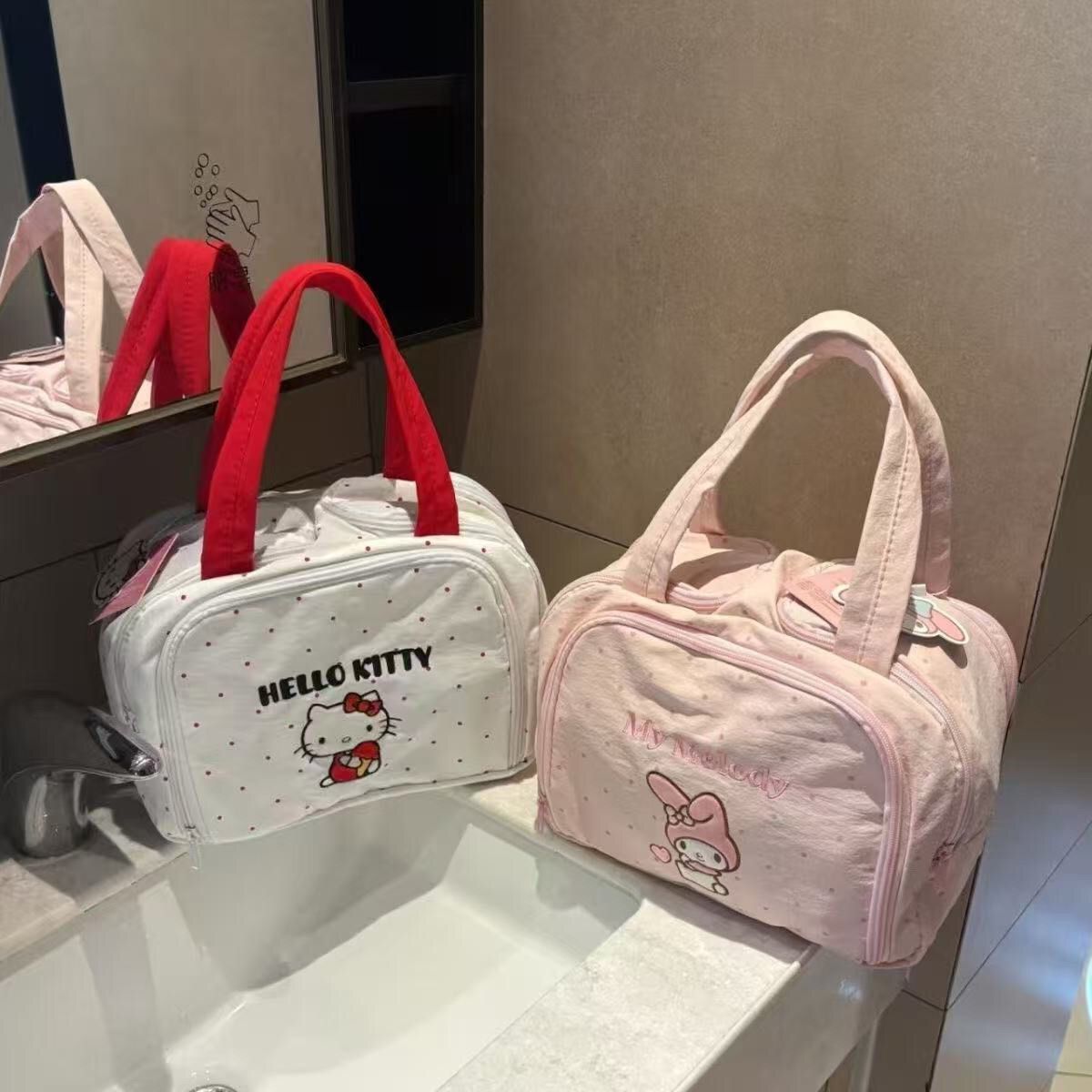 Leuke Anime Make-up Tas Cartoo - Travel Accessories Needed recensie en prijs